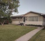 Fairview -  August 1st (3 Bed Up, 1 Office or Den Down) Single Garage