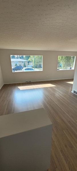 Calgary 3 bedrooms Main Floor for rent. Property photo: 501429-2