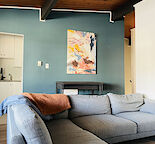 *Furnished or Unfurnished*Marda Loop* KING bed* Vaulted ceilings*