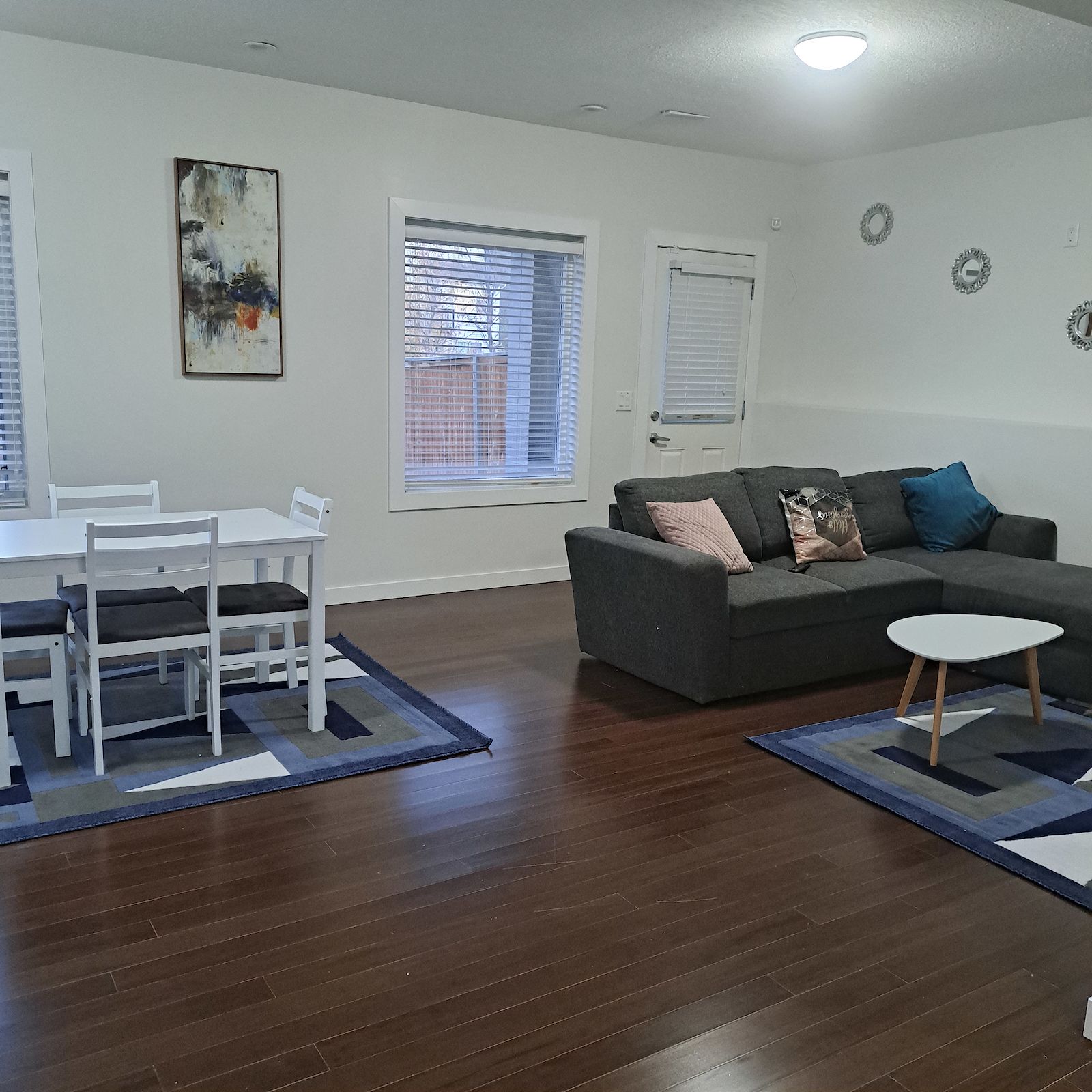 Calgary 2 bedrooms Basement for rent. Property photo: 502638-1