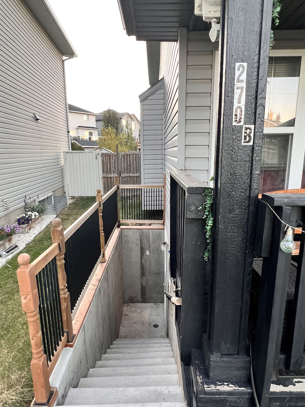 Calgary 2 bedrooms Basement for rent. Property photo: 502740-1