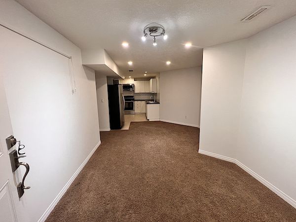 Calgary 2 bedrooms Basement for rent. Property photo: 502740-3