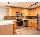 Large Renovated Suite in the Heart of Mission