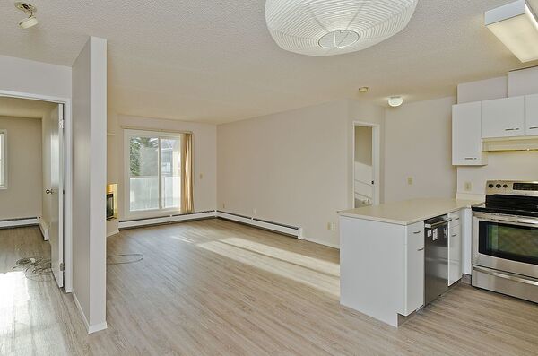 Calgary 2 bedrooms Apartment for rent. Property photo: 503110-2