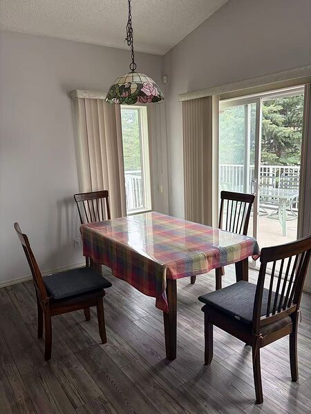 Calgary 5 bedrooms House for rent. Property photo: 503264-3