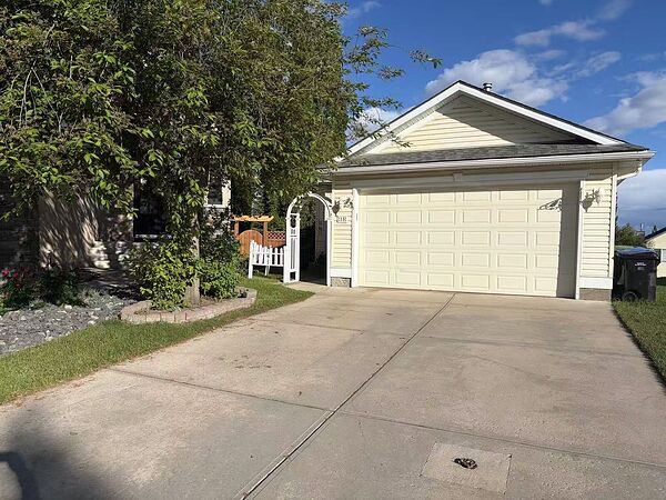 Calgary 5 bedrooms House for rent. Property photo: 503264-2
