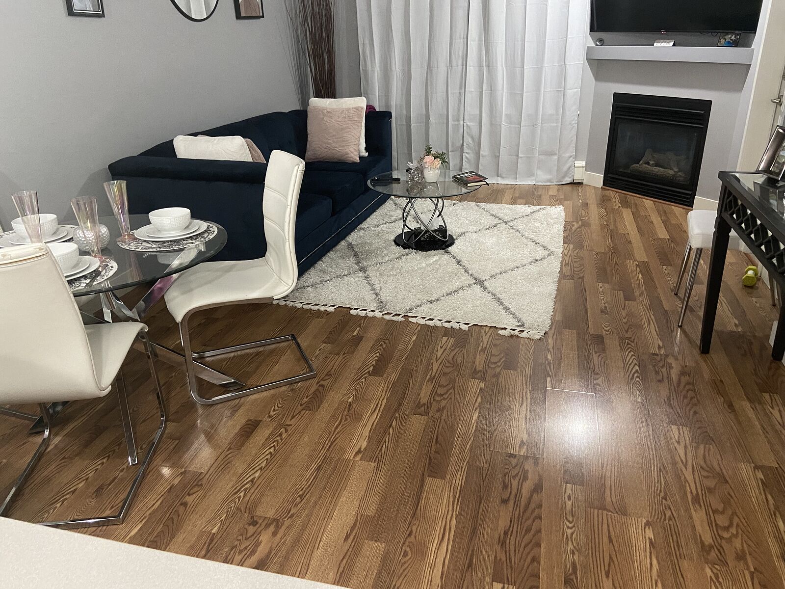 Calgary 1 + Den bedrooms Condo Unit for rent. Property photo: 504071-1
