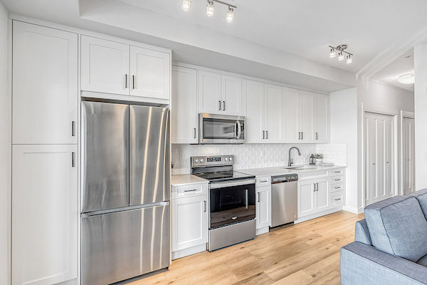 Calgary 1 bedroom Condo Unit for rent. Property photo: 504289-3