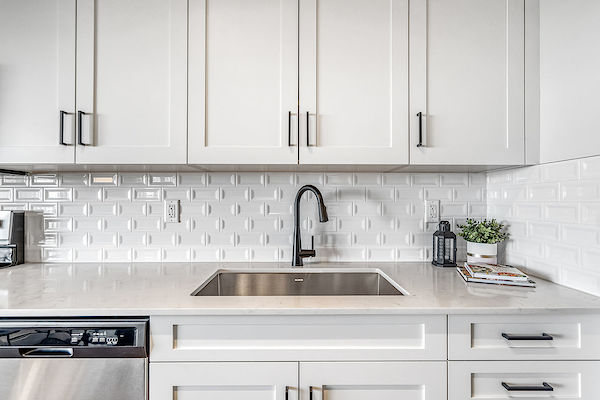 Calgary 1 bedroom Condo Unit for rent. Property photo: 504289-2