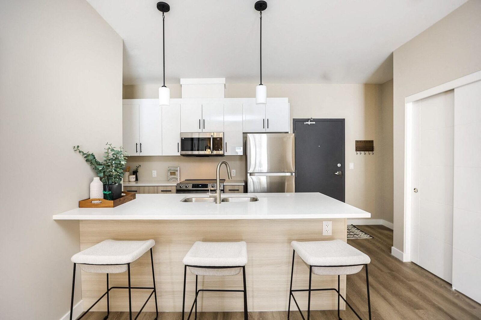Winnipeg 2 bedrooms Apartment for rent. Property photo: 504775-1
