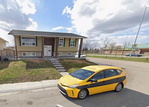 3 bedroom main floor for rent in Penbrooke (SE) - all utilities included