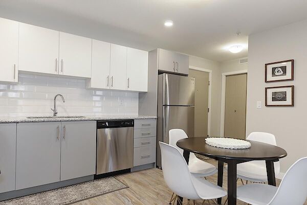 Vernon 2 bedrooms Apartment for rent. Property photo: 506303-2
