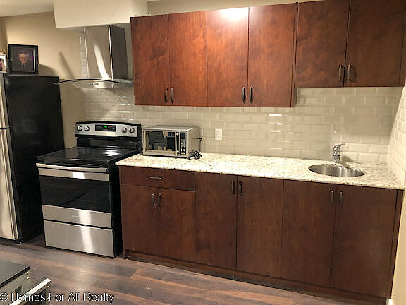 Calgary studio Basement for rent. Property photo: 509020-2