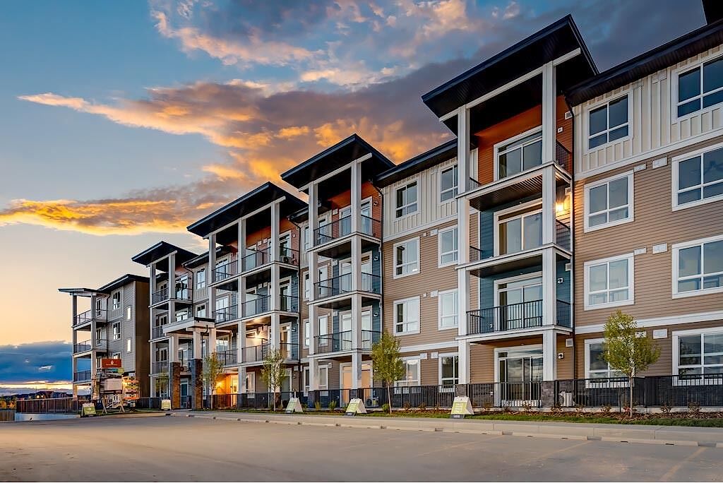 Calgary 2 bedrooms Condo Unit for rent. Property photo: 510141-1
