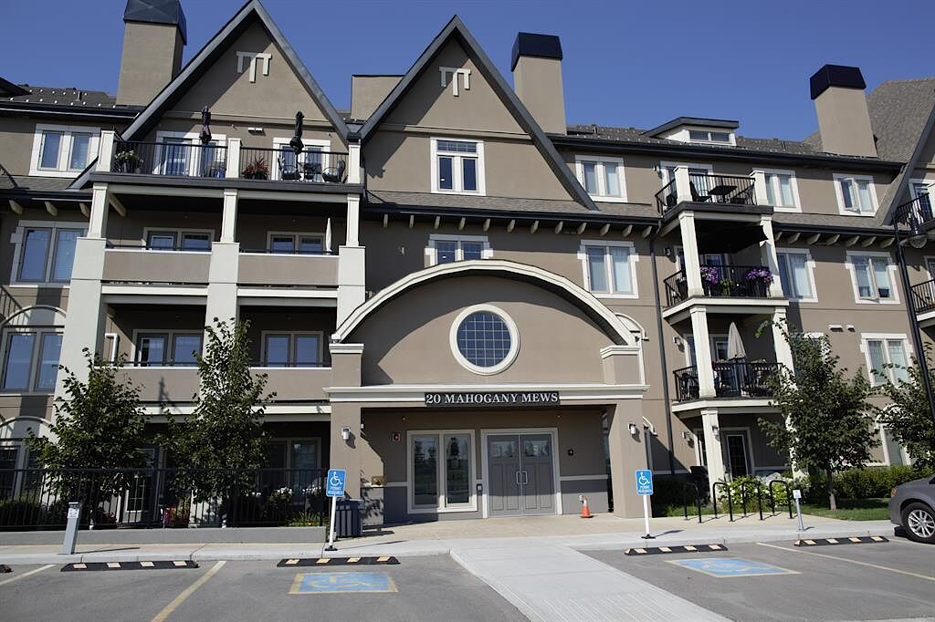 Calgary 2 bedrooms Condo Unit for rent. Property photo: 510269-1