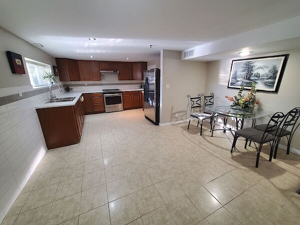 Calgary 1 bedroom Room For Rent for rent. Property photo: 510509-3