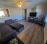 Individual Rooms/Private Bathrooms for Rent - Shared Living Room/Kitchen