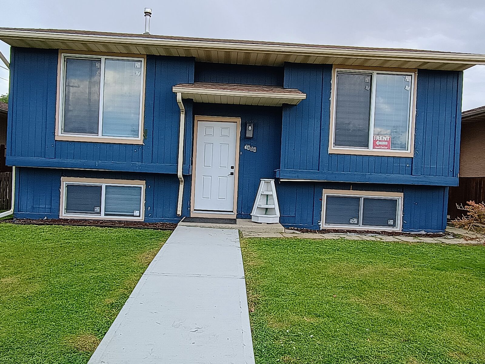 Calgary 3 bedrooms House for rent. Property photo: 511318-1