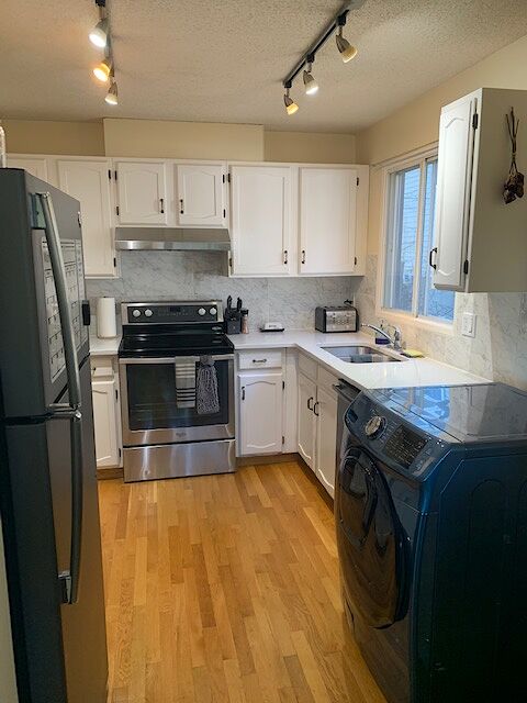 Calgary 3 bedrooms Main Floor for rent. Property photo: 511524-1