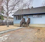 Available September 1 - Cozy 3 bedroom Main Floor