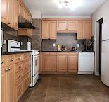 Room for rent in Brentwood! Fully furnished!