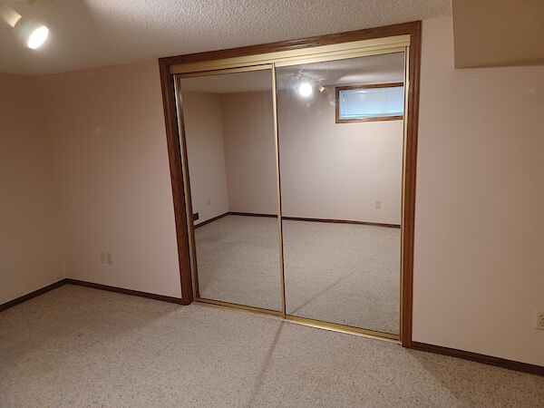 Calgary 1 bedroom Room For Rent for rent. Property photo: 512473-3