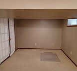 10 x 24 foot 4th level bedroom with private bath - Shared Accommodations
