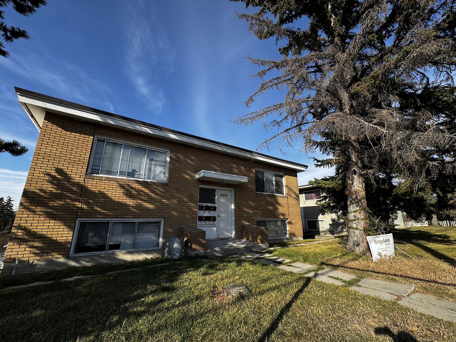 Calgary 2 bedrooms Condo Unit for rent. Property photo: 513142-1