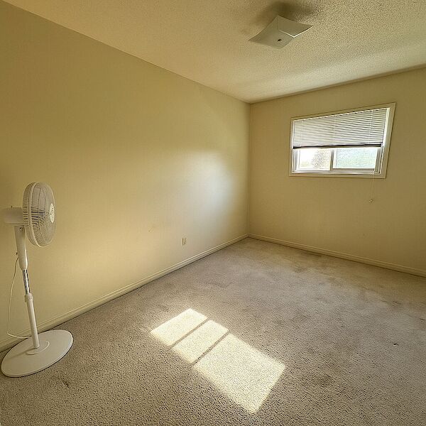 Calgary 2 bedrooms Condo Unit for rent. Property photo: 513142-3