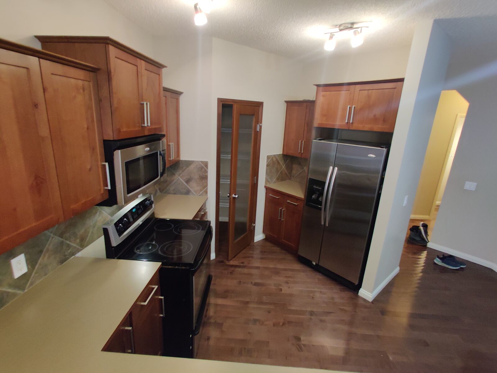 Calgary 3 + Den bedrooms House for rent. Property photo: 513480-1