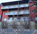 Large 1 bedroom, 1 bath Condo (Near Centre Street North)