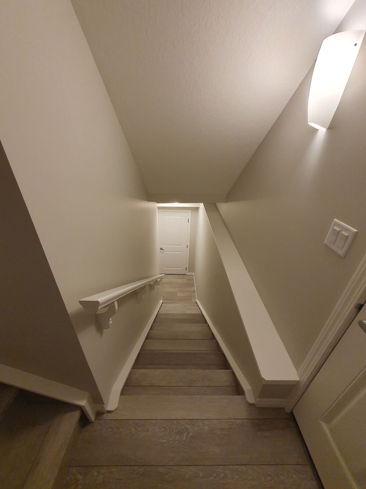 Calgary 2 bedrooms Basement for rent. Property photo: 515004-1