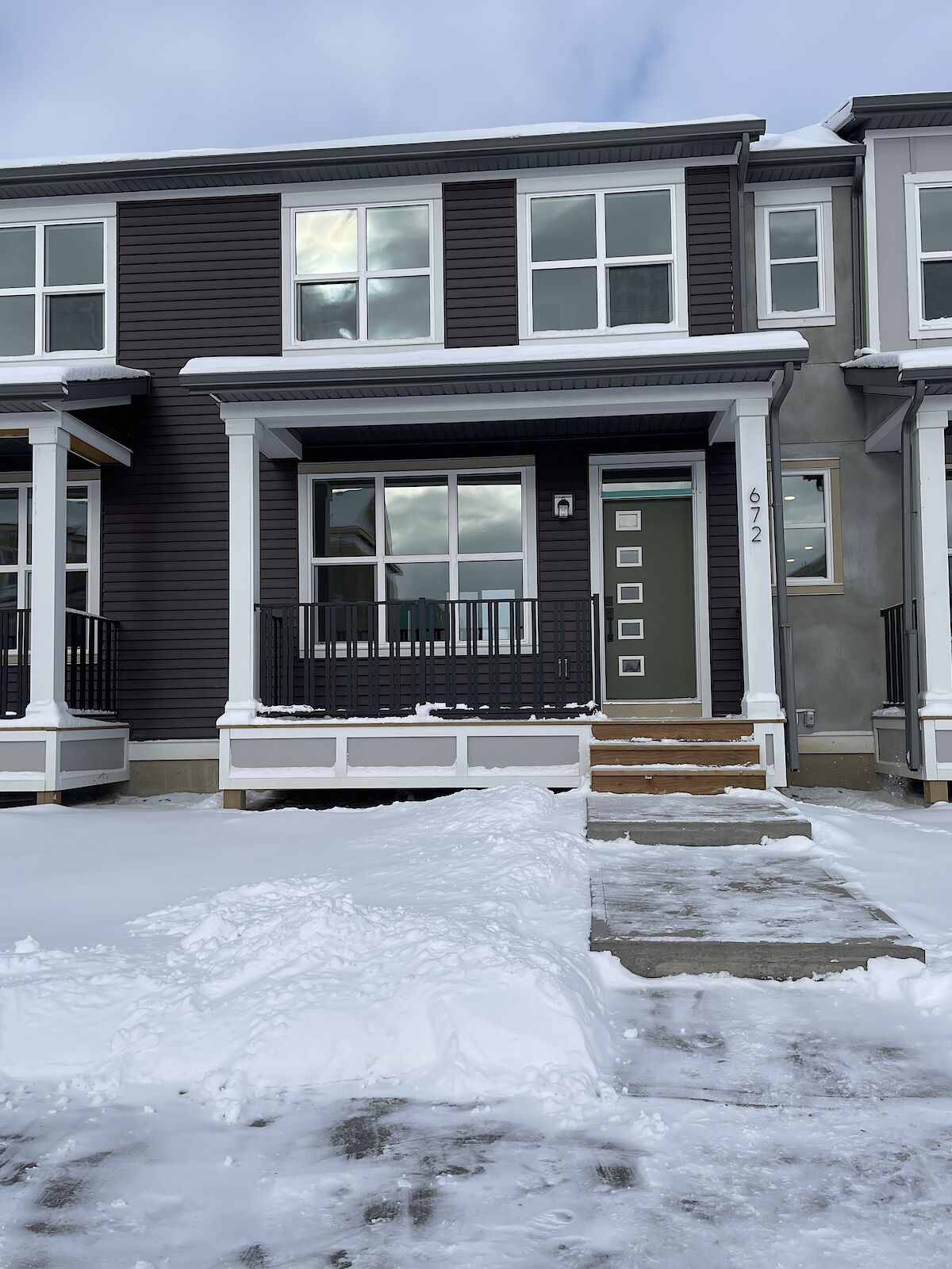 Calgary 3 bedrooms Townhouse for rent. Property photo: 515108-1