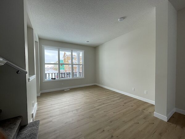 Calgary 3 bedrooms Townhouse for rent. Property photo: 515108-3