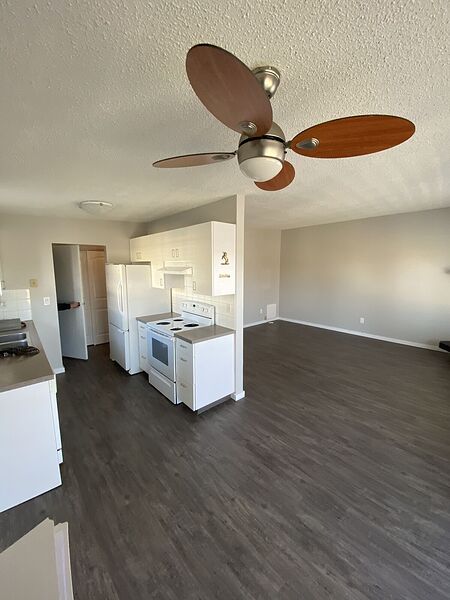 Calgary 3 bedrooms Main Floor for rent. Property photo: 515699-2