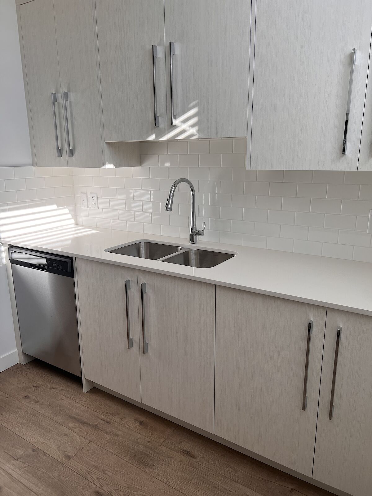 Calgary 1 bedroom Basement for rent. Property photo: 515717-1