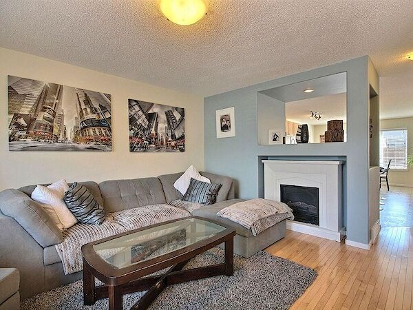 Calgary 3 + Den bedrooms House for rent. Property photo: 515778-2
