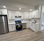 NEW LUXURY BRIGHT BASEMENT