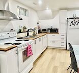 1 Bedroom, 1 Bathroom Basement Suite in Glenbrook