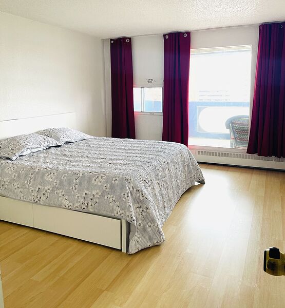 Calgary 1 bedroom Condo Unit for rent. Property photo: 516847-3