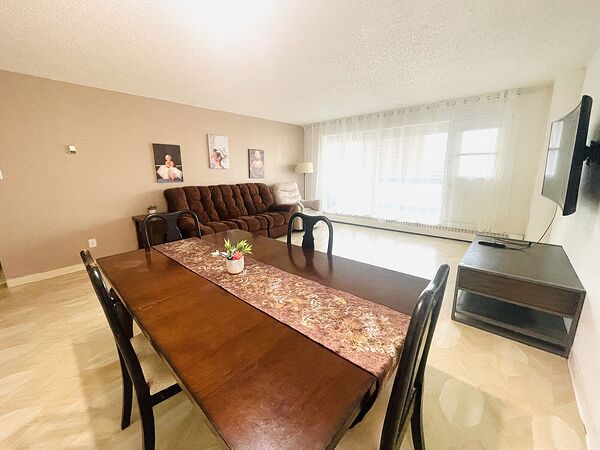 Calgary 1 bedroom Condo Unit for rent. Property photo: 516847-2