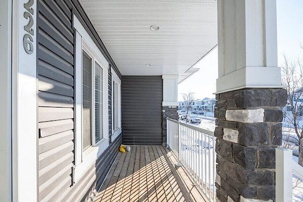 Calgary 4 bedrooms Duplex for rent. Property photo: 517585-2