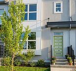 Available-4 Cozy Bd with Finished Basement and Double Garage in Livingston !