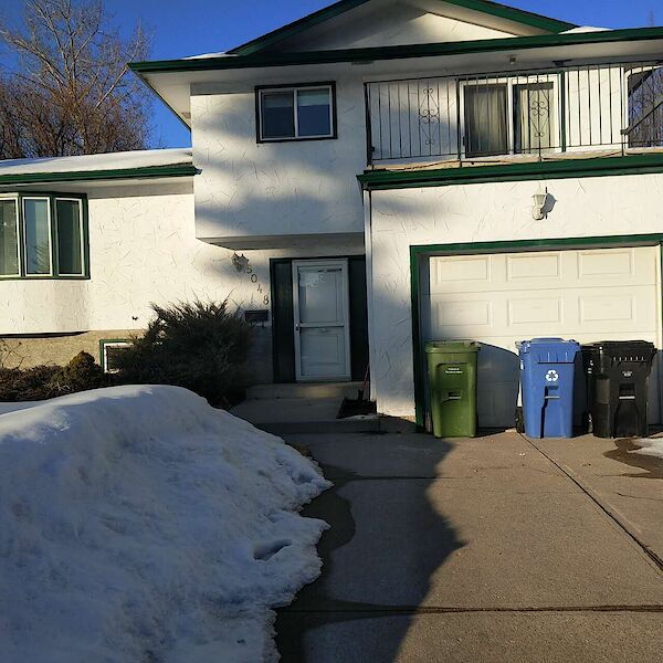 Calgary 4 bedrooms House for rent. Property photo: 519214-2