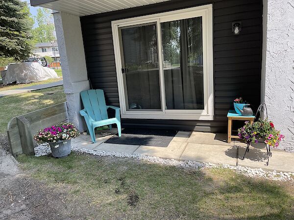 Calgary 2 bedrooms Condo Unit for rent. Property photo: 519451-2