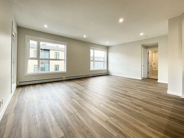 Calgary 2 bedrooms Condo Unit for rent. Property photo: 520592-3