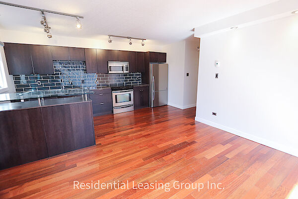 Calgary 1 bedroom Condo Unit for rent. Property photo: 522081-2