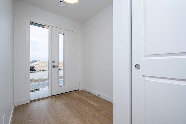 Calgary 4 bedrooms Townhouse for rent. Property photo: 522726-2