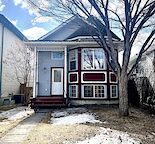 4 Bedroom Home in Mackenzie