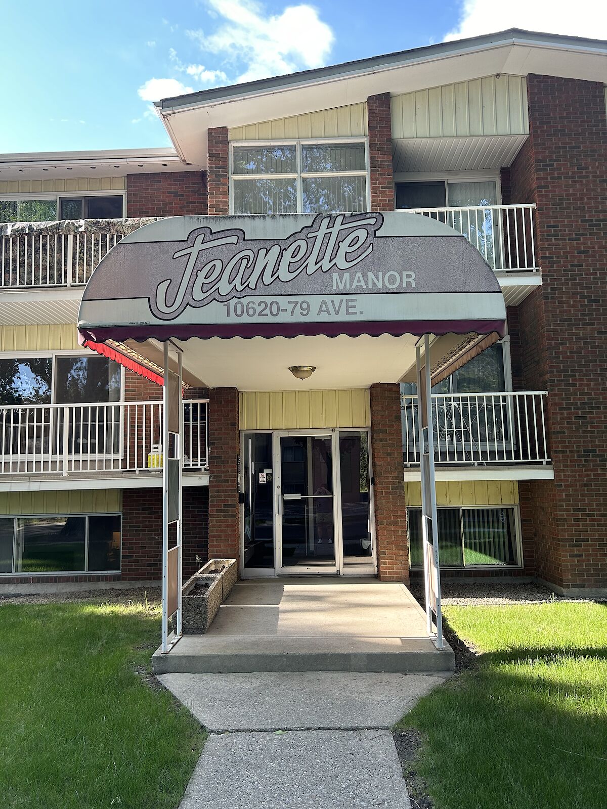Edmonton 1 bedroom Apartment for rent. Property photo: 522839-1
